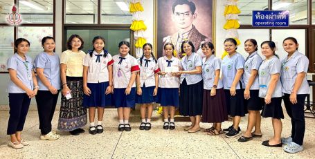 มอบเงินสนับสนุนให้กับโรงพยาบาลขาณุวรลักษบุรี