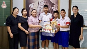 มอบเงินเพื่อใช้ในกิจการของโรงพยาบาลขาณุวรลักษบุรี